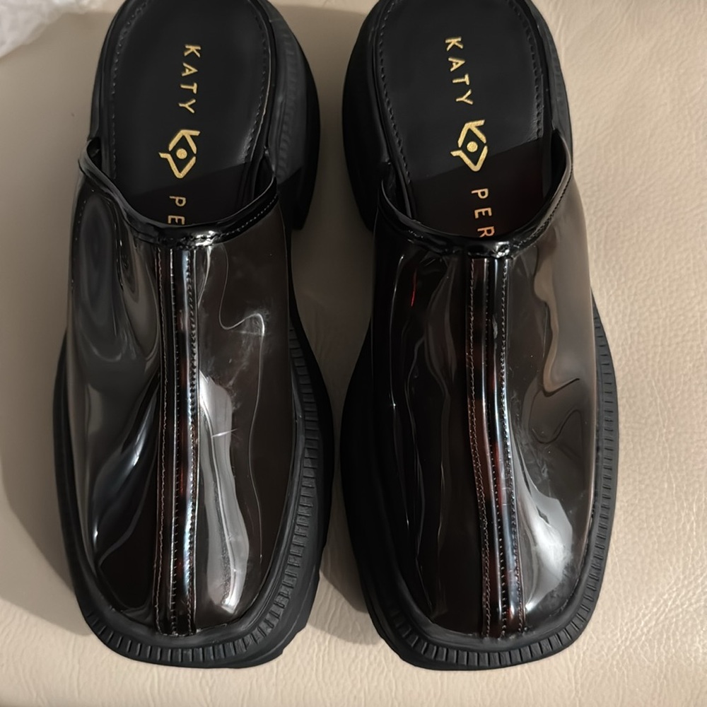 Brand new Katy Perry  Patent Leather Slip-On Shoes